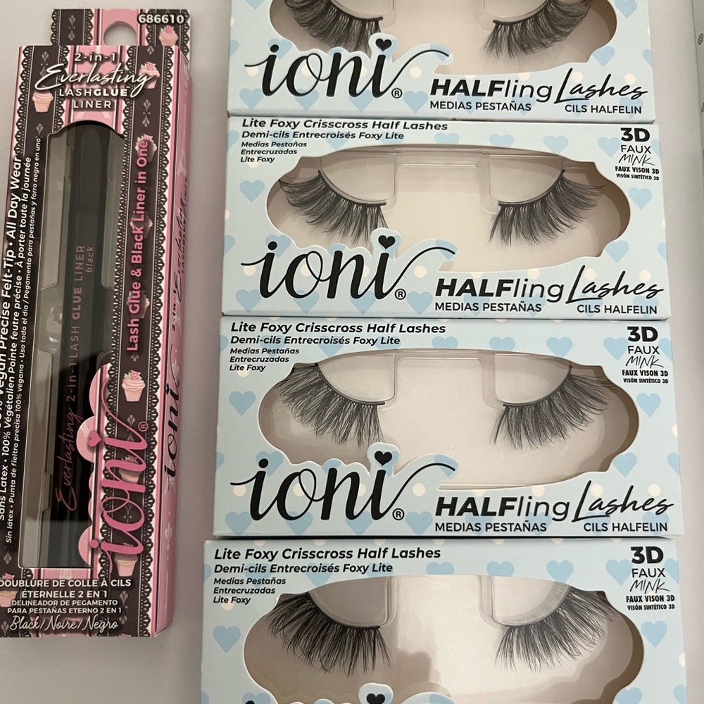 IONI 3D Light Foxy Crisscross Lashes- Set of 4-Pairs of lashes & 1-Eyeliner pen